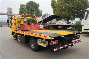 泰山道路救援拖车报价