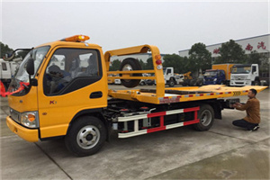 泰山哪里有拖车服务