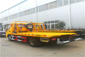 泰山附近拖车救援搭电